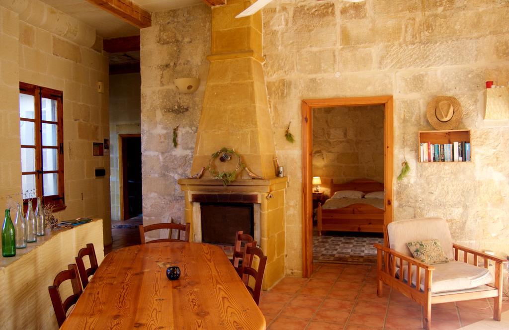 Hotel Ta'Kemmuna Qala Exteriér fotografie